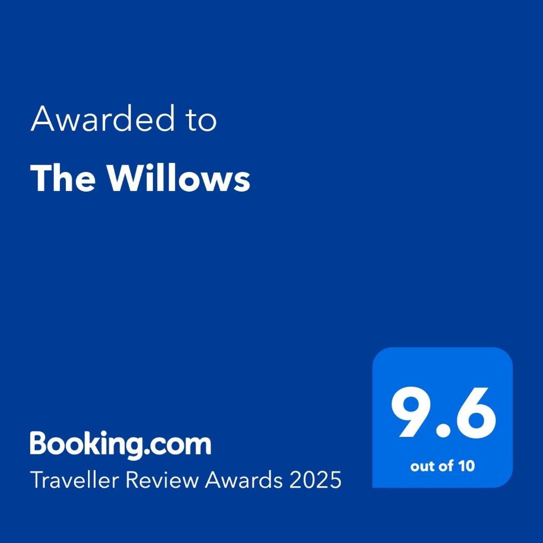 The Willows Selsey Esterno foto